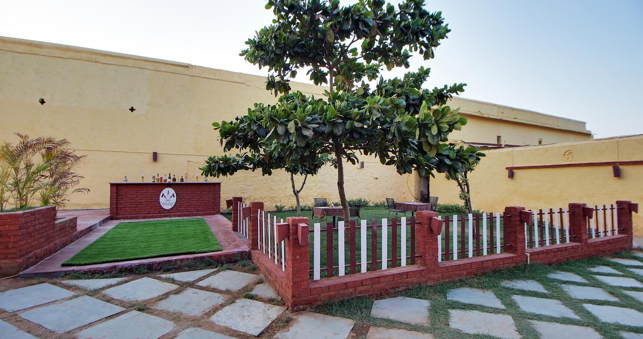 Jawai Castle Resort - A Heritage Hotel In Jawai Leopard Reserve Bisalpur Extérieur photo