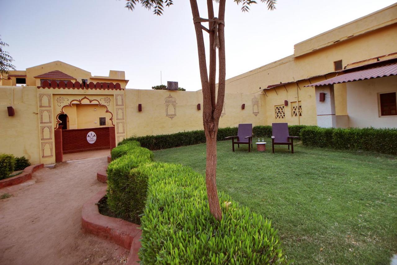 Jawai Castle Resort - A Heritage Hotel In Jawai Leopard Reserve Bisalpur Extérieur photo