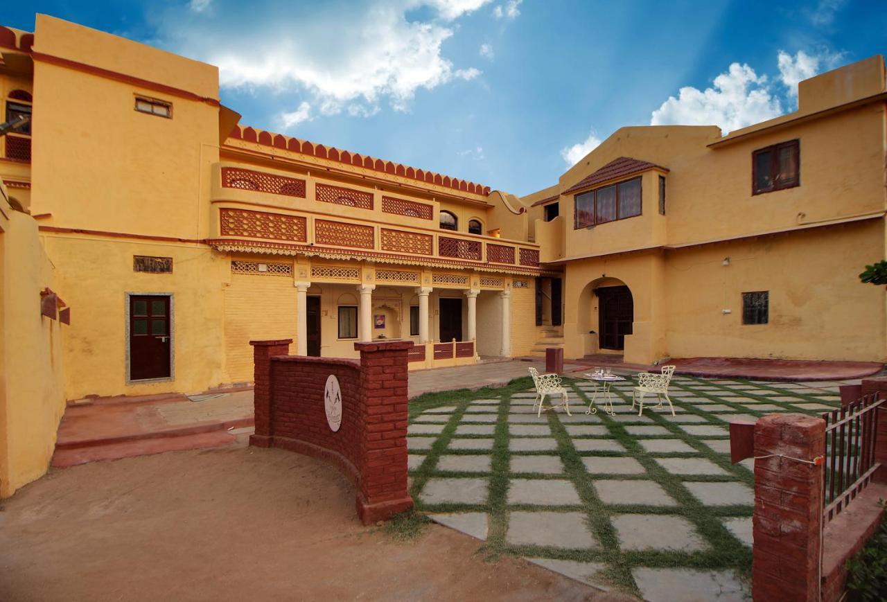 Jawai Castle Resort - A Heritage Hotel In Jawai Leopard Reserve Bisalpur Extérieur photo